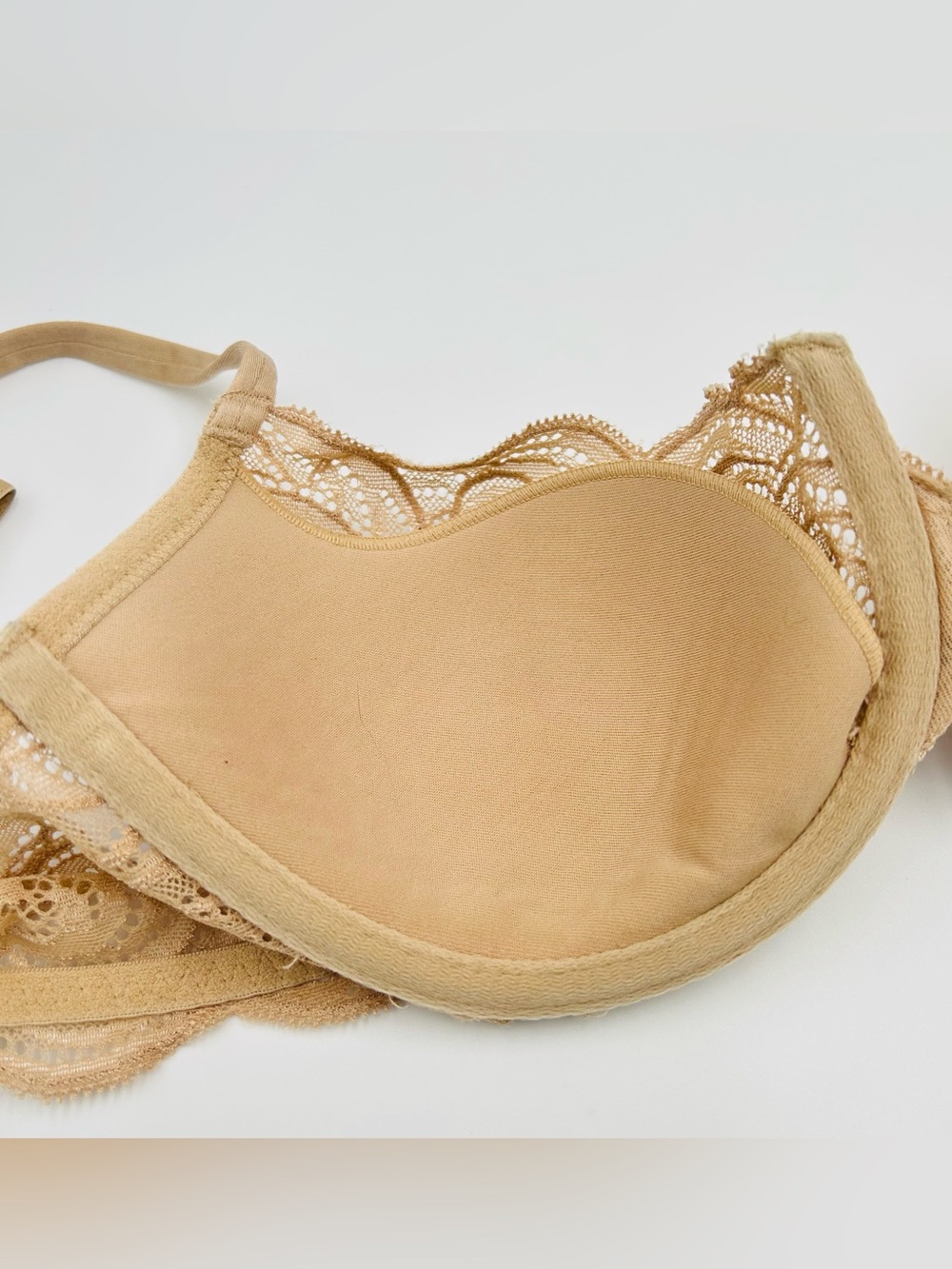 Victoria’s Secret Very Sexy Push Up Bra 36C Nude Lace Underwire Lingerie - Picture 7 of 11